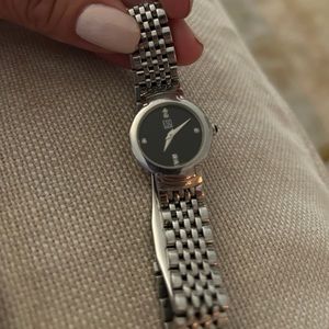 ESQ Swiss Ladies Watch E5361 with diamonds , stainless steel. Requires battery